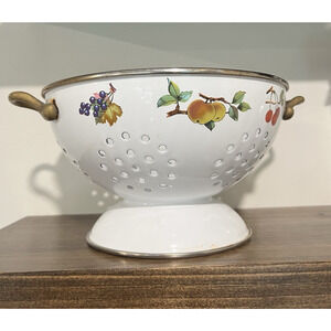 Country Kitchen CottageCore Vintage White Enamel Fruit Colander w Handles decor